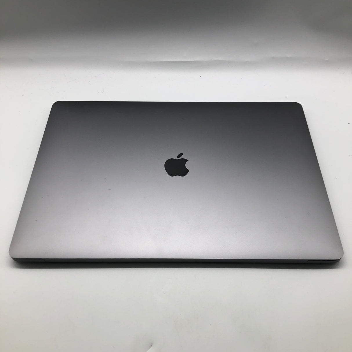 Apple MacBook Pro 2019 16" laptop i9 8-core 16GB Ram 1tb SSD 25AU4