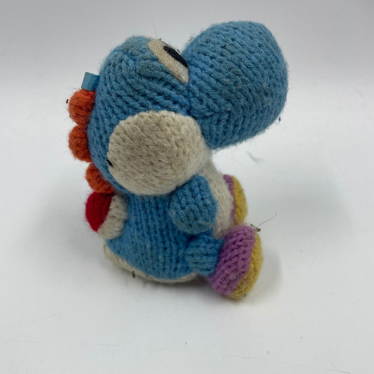 Yarn Yoshi Light-Blue Nintendo Amiibo - Trippy Trades 