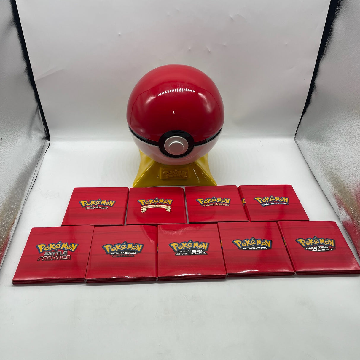 Nintendo Pokemon Pokeball Electronic Die Cast Metal Replica Red Figure