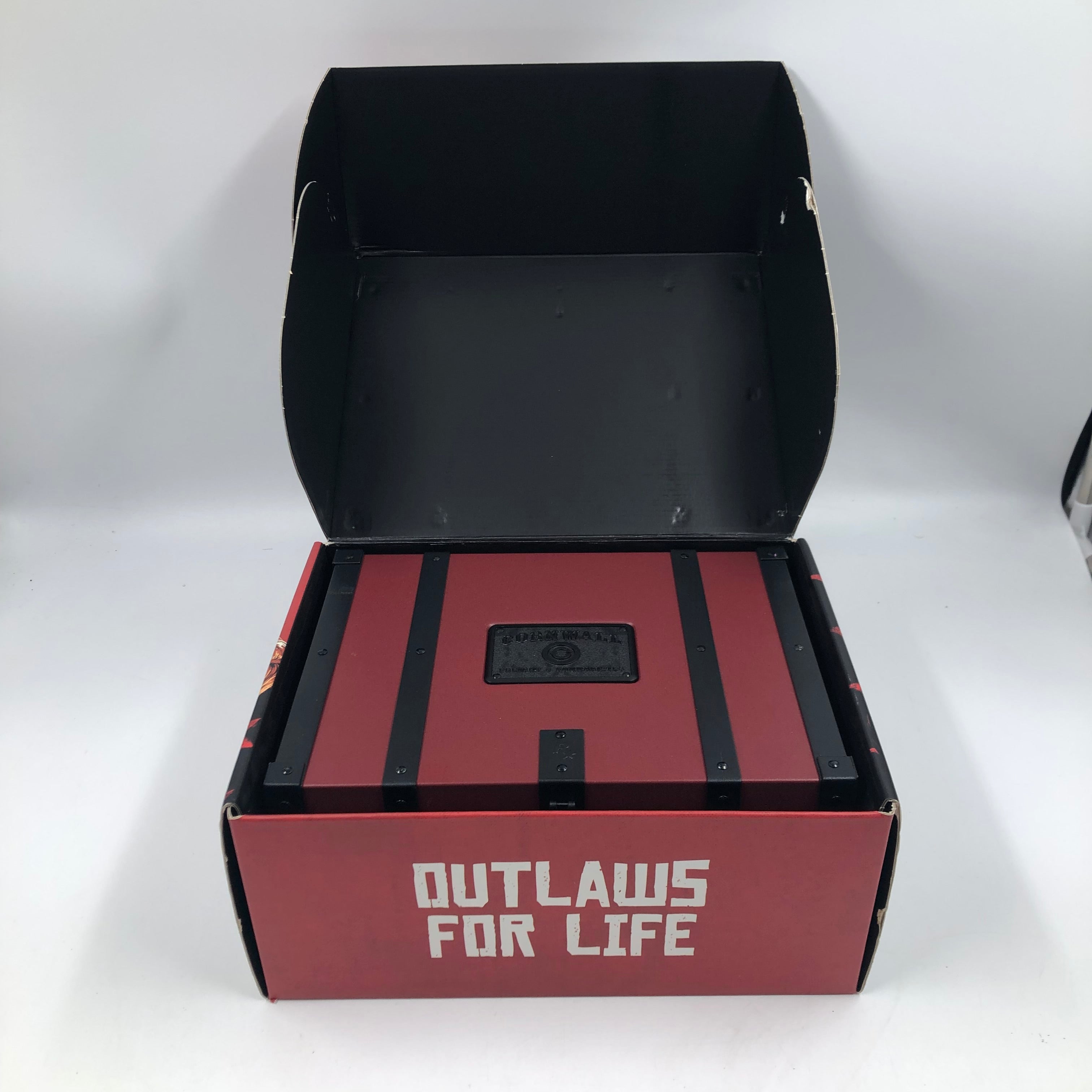 Shops Red Dead Redemption II Collectors Box (Incomplete)