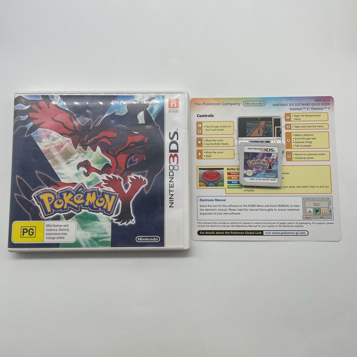 Pokemon Y Nintendo 3DS Game + Manual PAL