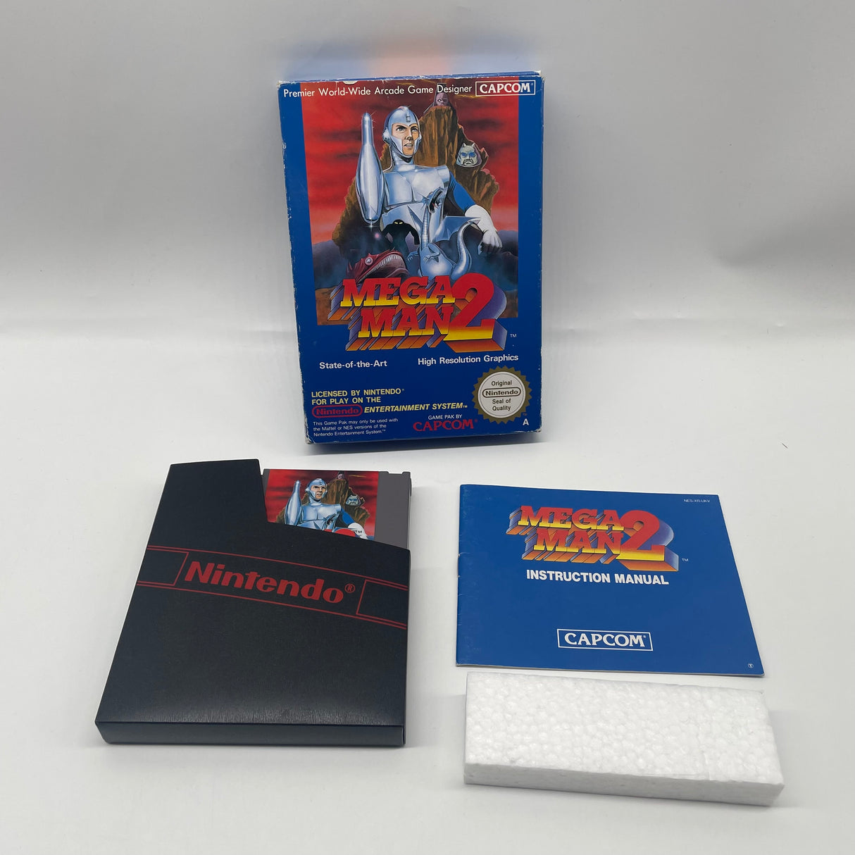 Mega Man 2 II NES Game Boxed Complete with Manual Nintendo Entertainment System