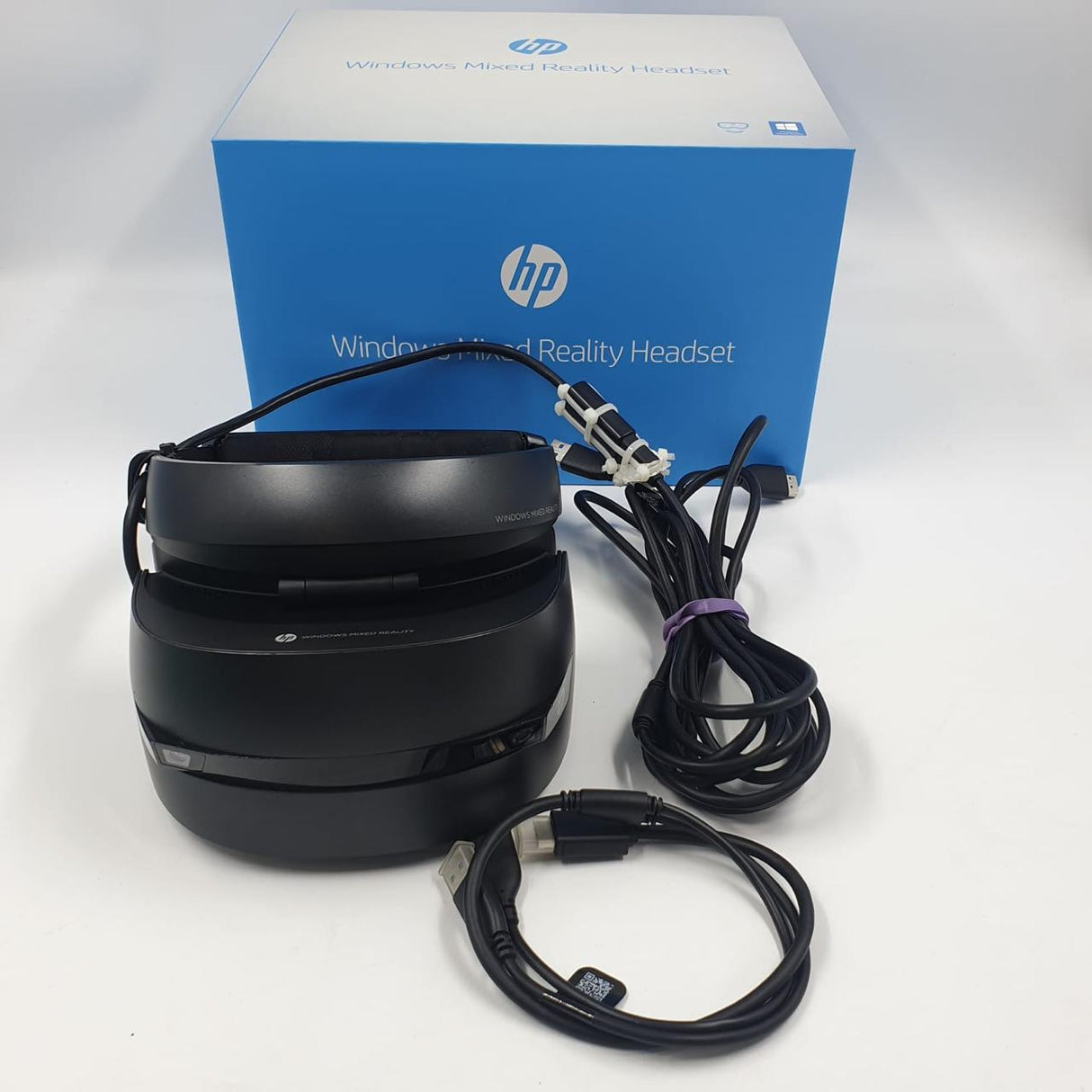 HP Windows Mixed Reality Headset and Controllers Boxed 28JY4 - Trippy Trades 