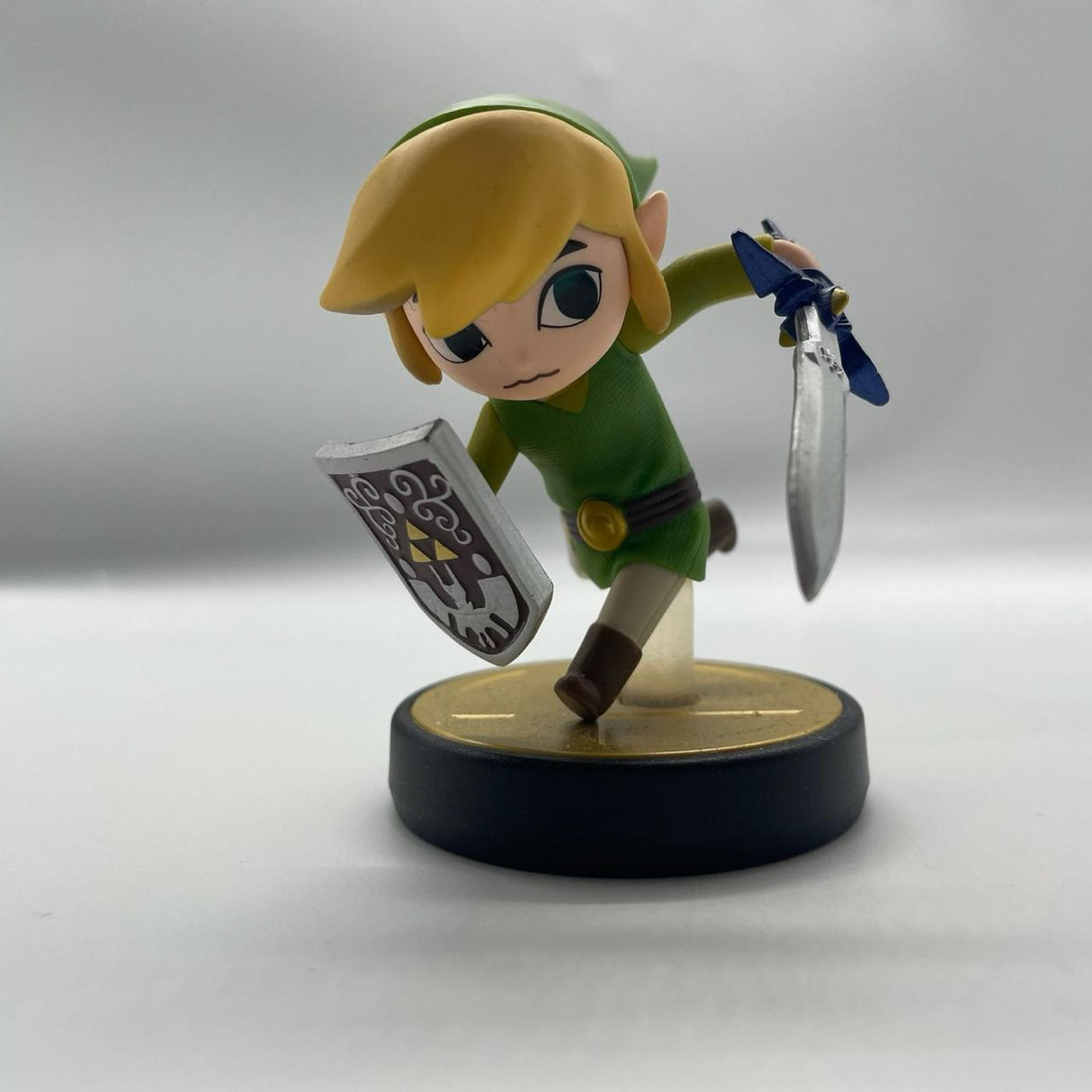 Toon Link Legend of Zelda Nintendo Amiibo Super Smash Bros Figure