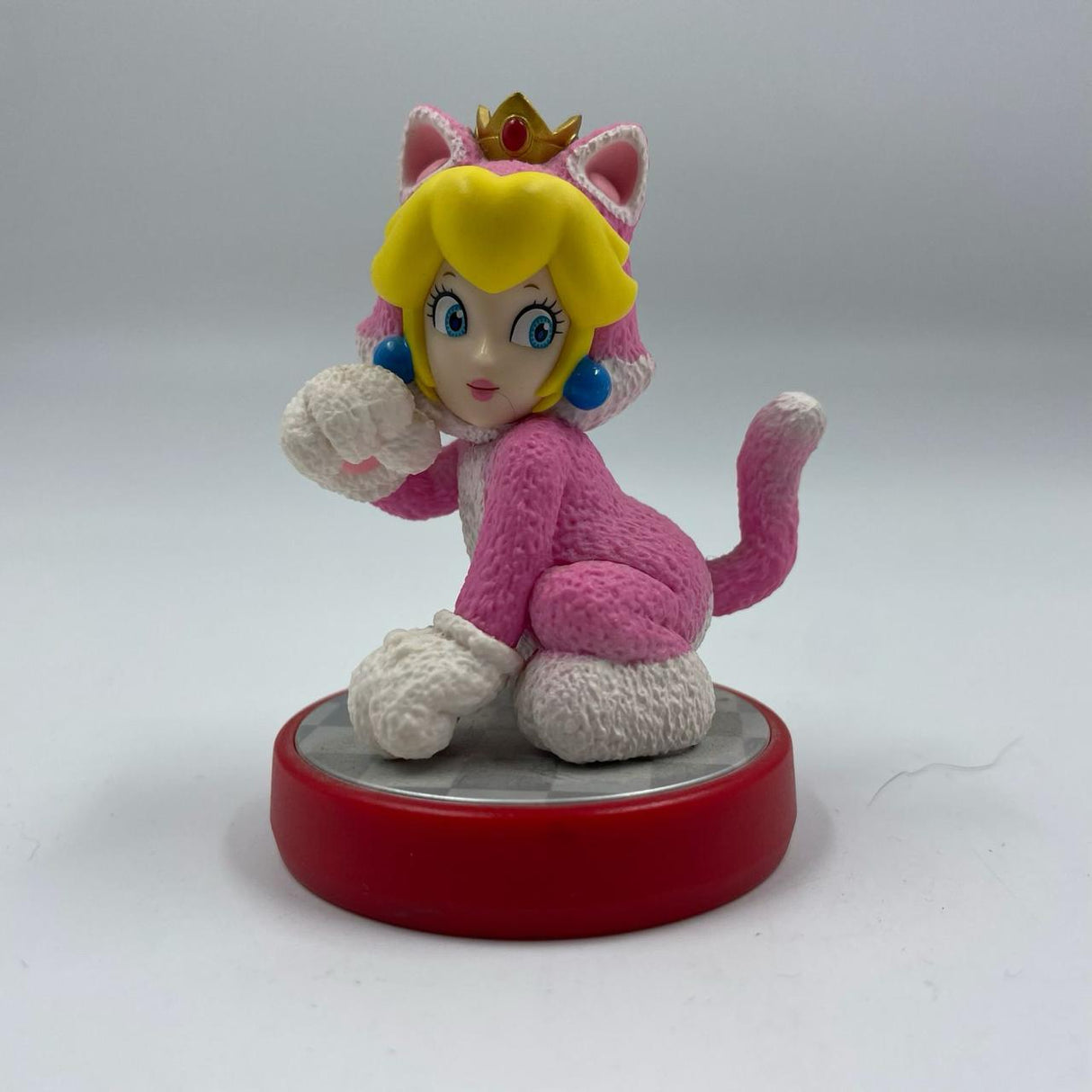 Nintendo Super Mario Series Cat Peach Amiibo Figure