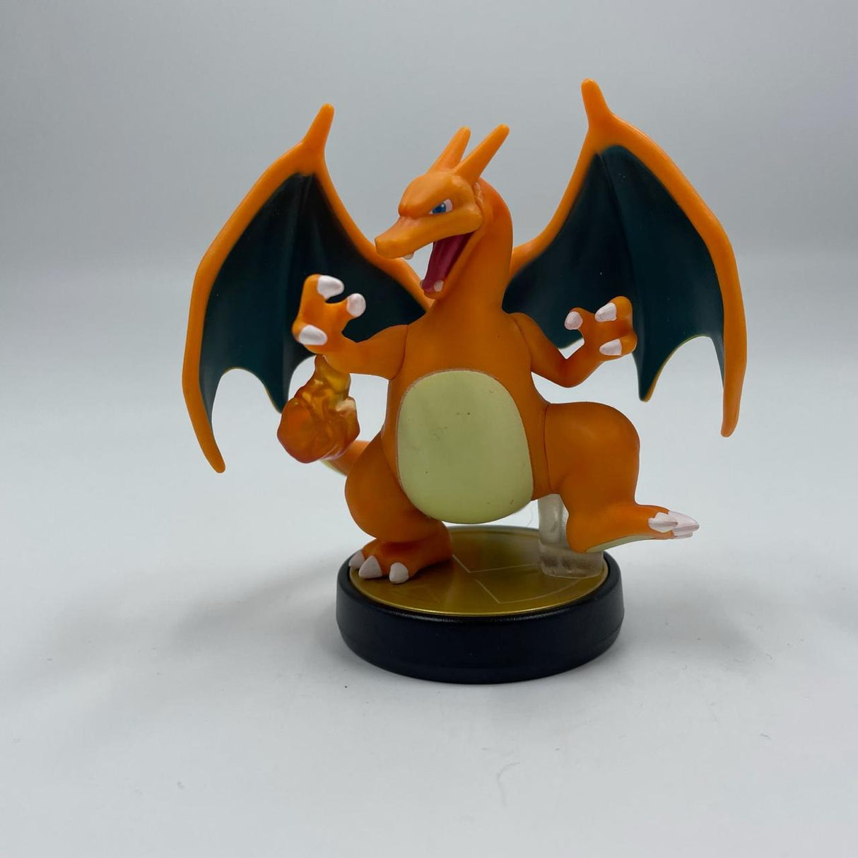 Nintendo Super Smash Bros. Charizard Amiibo Figure