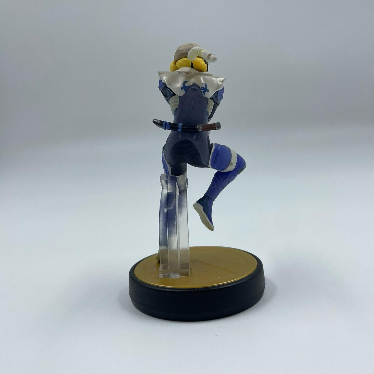 Nintendo Super Smash Bros. Zelda Sheik Amiibo Figure